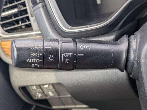 Used 2018 Honda CR-V Touring image 31