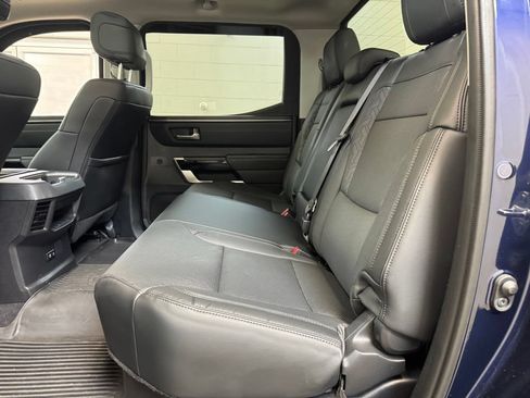 Used 2024 Toyota Tundra Limited AWD/4WD image 17