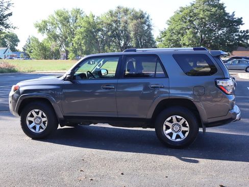 Used 2016 Toyota 4Runner Trail Premium AWD/4WD image 8