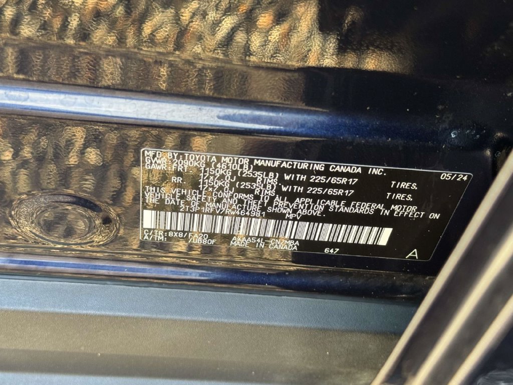 Used 2024 Toyota RAV4 XLE AWD/4WD image 19