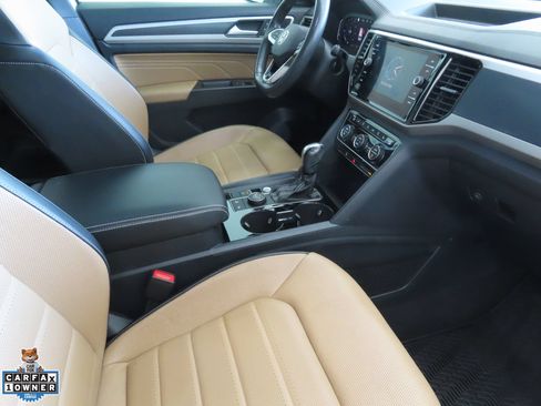 Used 2022 Volkswagen Atlas Cross Sport SEL Premium R-Line AWD/4WD image 26