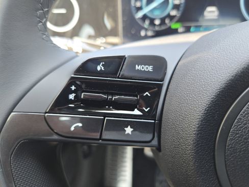 New 2025 Hyundai Elantra SEL image 20