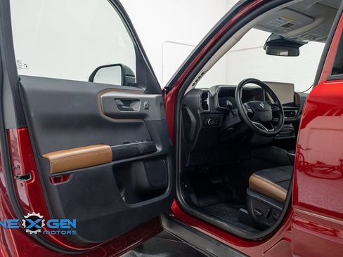 Used 2025 Ford Bronco Sport Outer Banks w/ Outer Banks Tech Package+ image 9