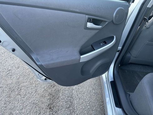Used 2010 Toyota Prius Two FWD image 18