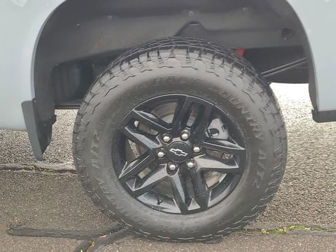 Used 2025 Chevrolet Silverado 1500 Custom Trail Boss image 16