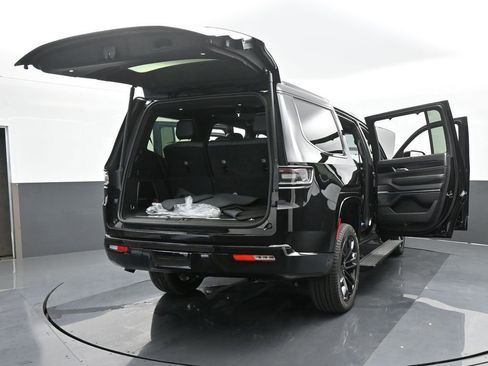 Used 2024 Jeep Grand Wagoneer Series II w/ Quick Order Packagew 28T image 84