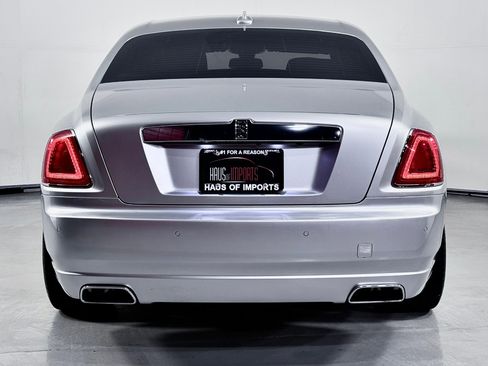 Used 2014 Rolls-Royce Ghost image 12