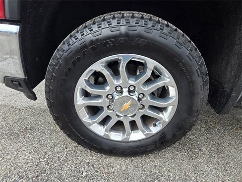 Certified 2024 Chevrolet Silverado 2500 LTZ w/ LTZ Convenience Package image 25