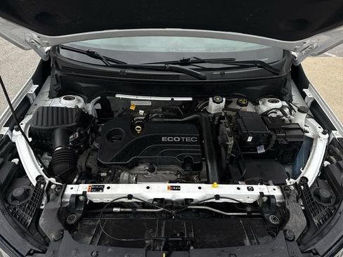 Used 2022 GMC Terrain SLE w/ Driver Convenience Package image 28