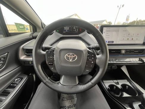 Used 2024 Toyota Prius Limited w/ Limited Premium Package image 12