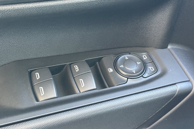 New 2026 Chevrolet Silverado 1500 Custom w/ LPO, Dark Essentials Package AWD/4WD image 18