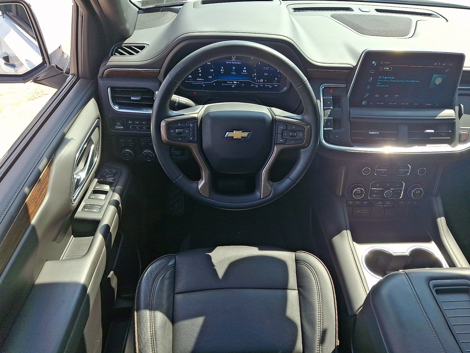 Used 2023 Chevrolet Tahoe High Country AWD/4WD image 11