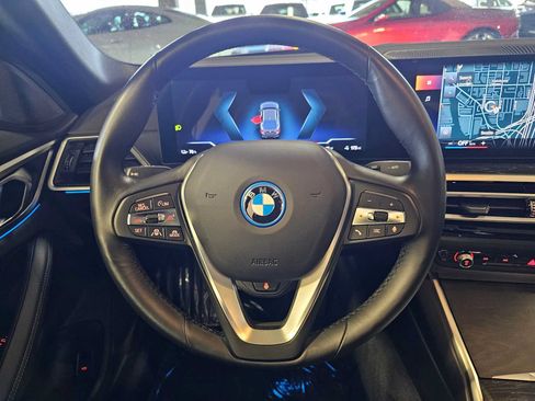 Used 2023 BMW i4 eDrive35 RWD image 11