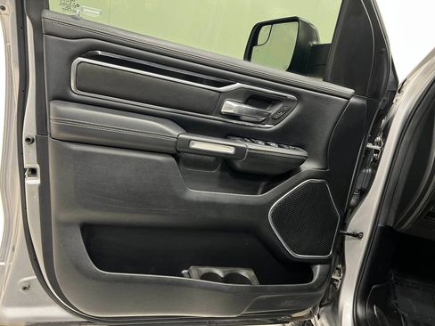 Used 2019 RAM 1500 Laramie w/ Sport Appearance Package AWD/4WD image 14