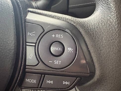 Used 2020 Toyota RAV4 LE w/ All Weather Liner Package AWD/4WD image 16