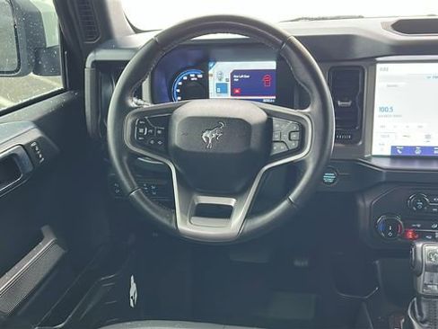 Used 2022 Ford Bronco Outer Banks image 22