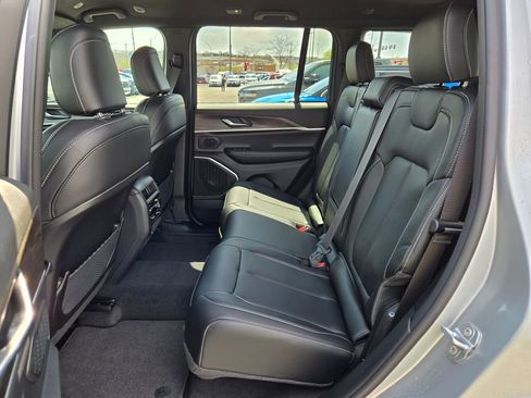 New 2026 Jeep Grand Cherokee Limited AWD/4WD image 27