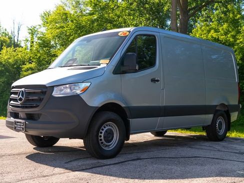 Used 2026 Mercedes-Benz Sprinter 2500 image 3