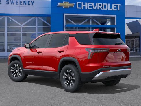 New 2026 Chevrolet Equinox LT image 3