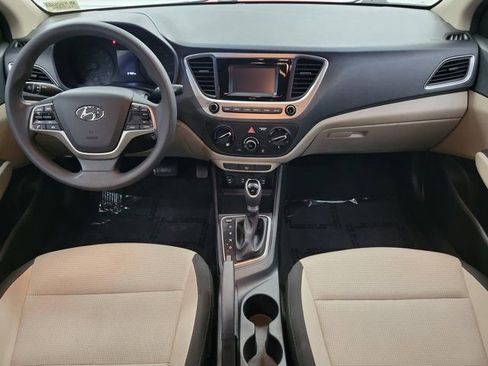 Used 2018 Hyundai Accent SE FWD image 14