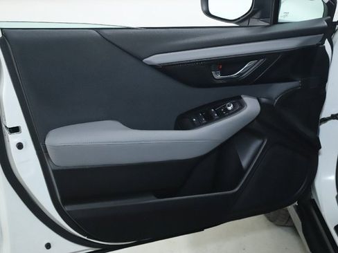 Used 2023 Subaru Outback Premium image 15