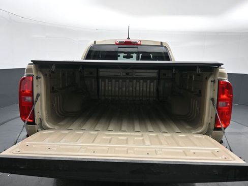 Used 2022 Chevrolet Colorado Z71 AWD/4WD image 44