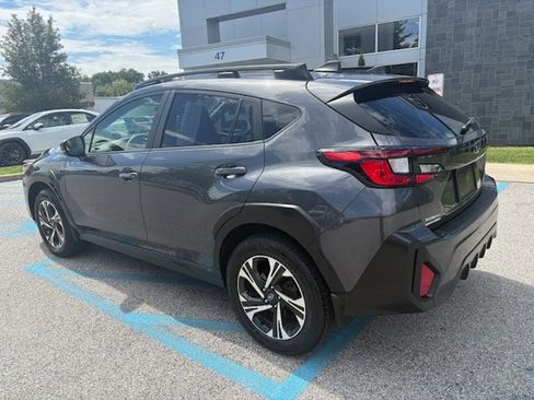 Used 2024 Subaru Crosstrek 2.0i Premium AWD/4WD image 6