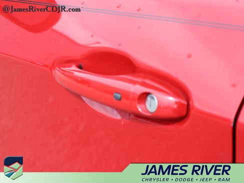 Used 2019 Jeep Compass Latitude FWD image 19