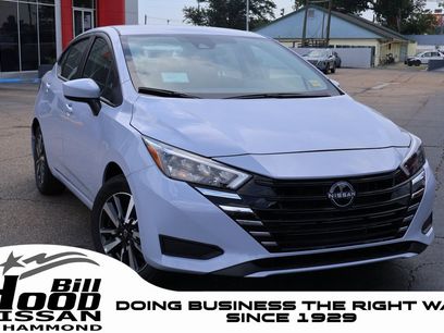 New 2025 Nissan Versa SV w/ Trunk Package