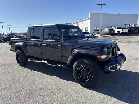 Used 2022 Jeep Gladiator Sport image 5