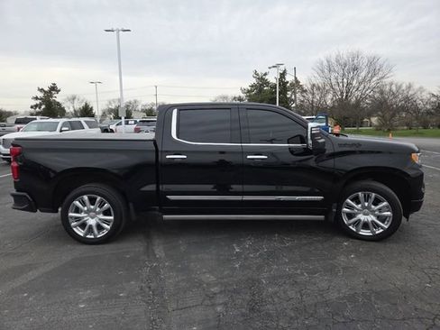 Used 2024 Chevrolet Silverado 1500 High Country w/ High Country Premium Package AWD/4WD image 22