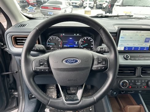 Used 2023 Ford Maverick Lariat w/ Lariat Luxury Package image 12