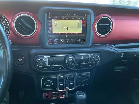 Used 2021 Jeep Wrangler Unlimited Rubicon image 19