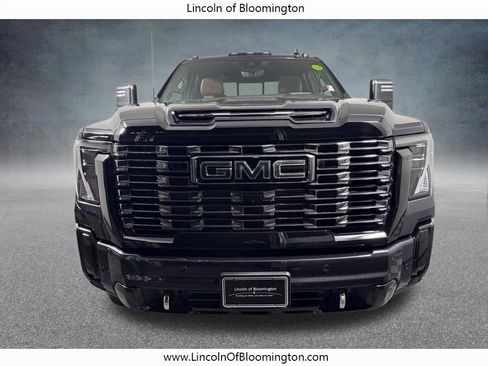 Used 2025 GMC Sierra 2500 Denali Ultimate AWD/4WD image 9