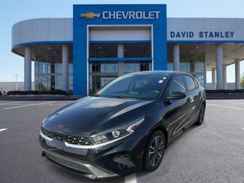 Used 2023 Kia Forte LXS FWD image 4