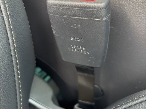 New 2026 Subaru Outback Limited image 18