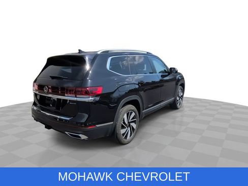 Used 2025 Volkswagen Atlas SEL image 9
