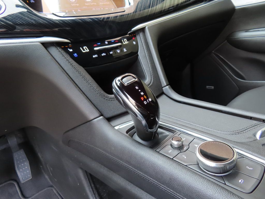 Used 2024 Cadillac XT6 Premium Luxury AWD/4WD image 21