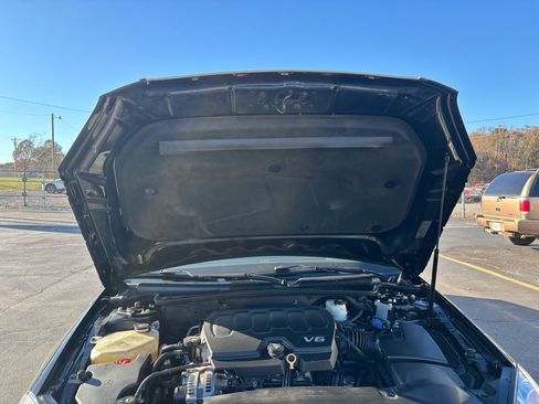 Used 2010 Buick Lucerne CXL w/ Driver Confidence Package image 10