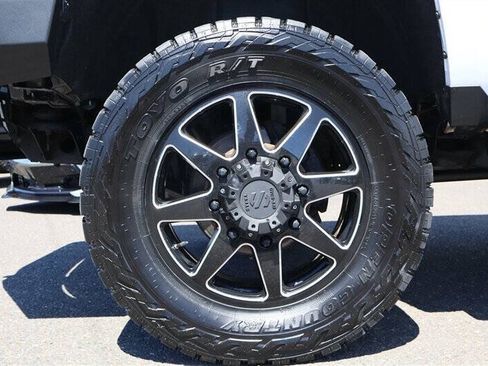 Used 2019 Chevrolet Silverado 3500 High Country w/ Duramax Plus Package AWD/4WD image 10