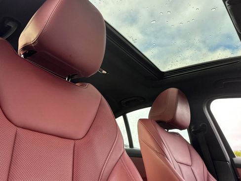 Used 2023 BMW 330e w/ Convenience Package image 24