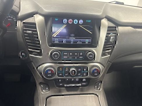Used 2020 Chevrolet Suburban Premier RWD image 16