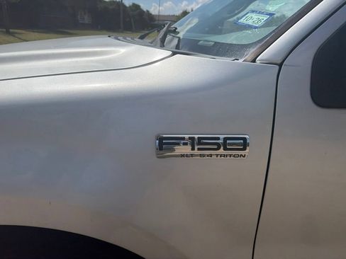 Used 2006 Ford F150 XLT RWD image 9