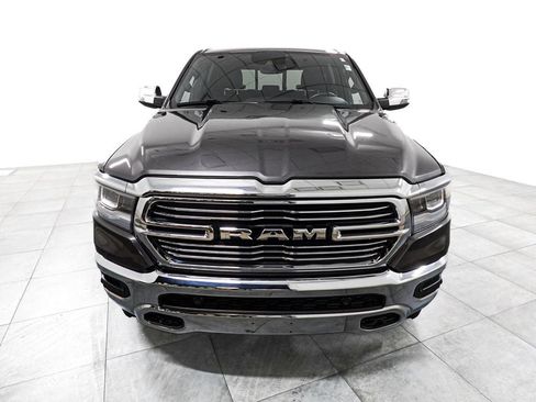 Used 2023 RAM 1500 Laramie AWD/4WD image 3