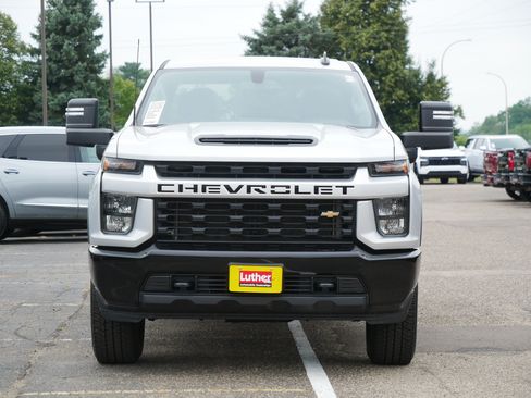 Used 2023 Chevrolet Silverado 2500 Custom w/ Custom Value Package AWD/4WD image 2