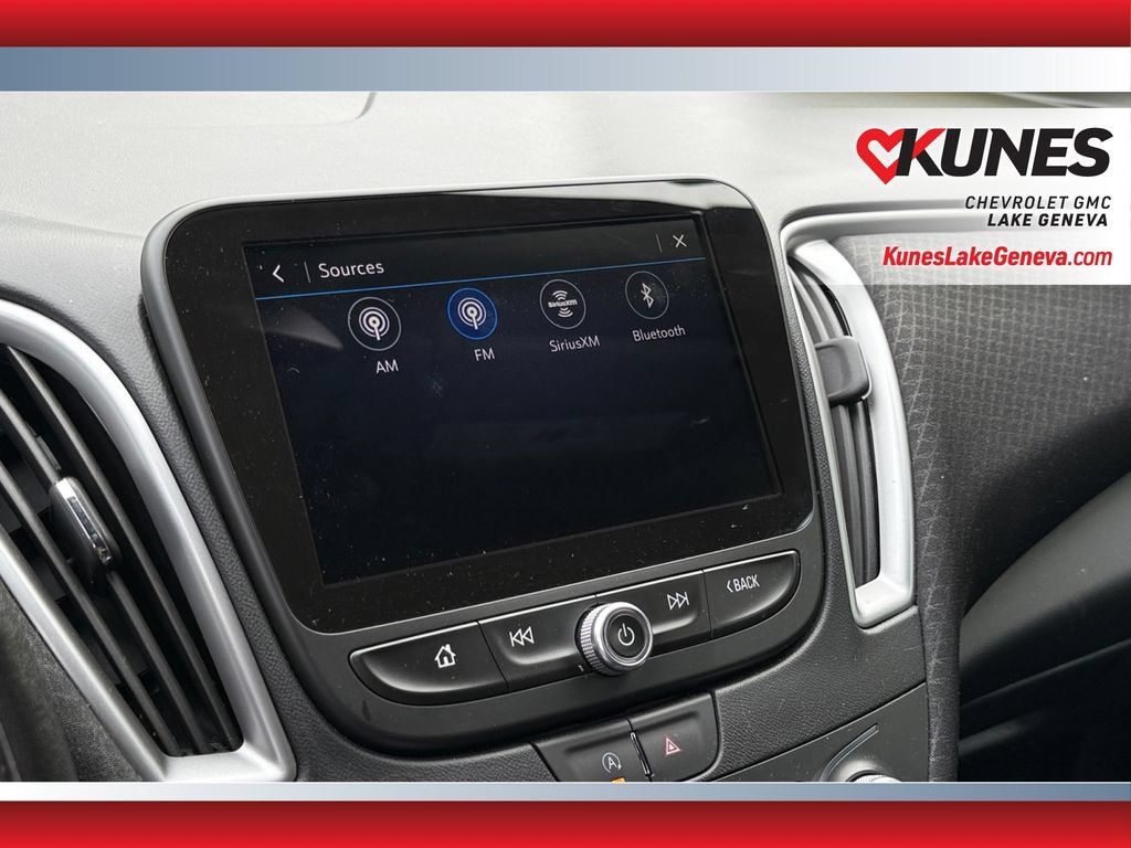 Used 2025 Chevrolet Malibu LT FWD image 23