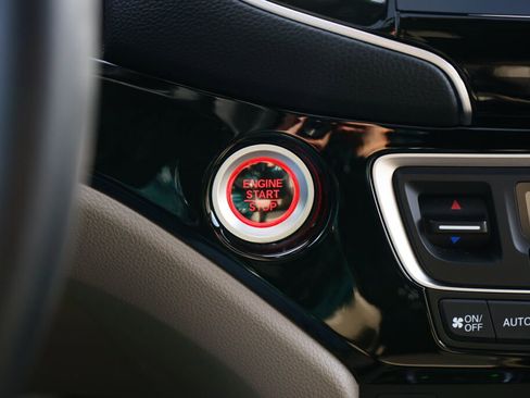 Used 2022 Honda Pilot Elite image 28