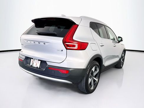 Used 2023 Volvo XC40 B5 Plus w/ Driver Assist Package AWD/4WD image 10
