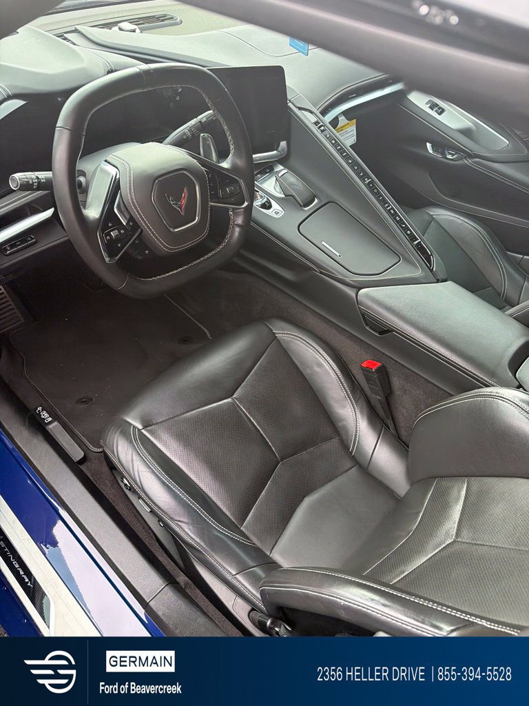 Used 2025 Chevrolet Corvette Stingray Preferred Conv w/ Battery Protection Package RWD image 2