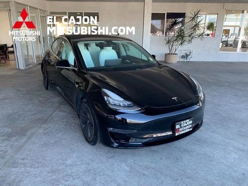 Used 2019 Tesla Model 3 Long Range image 1